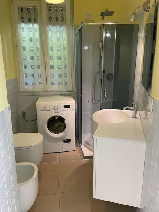 Ocean View Villa With Fast Wi-Fi And Elevator To Town Levanto Exteriör bild