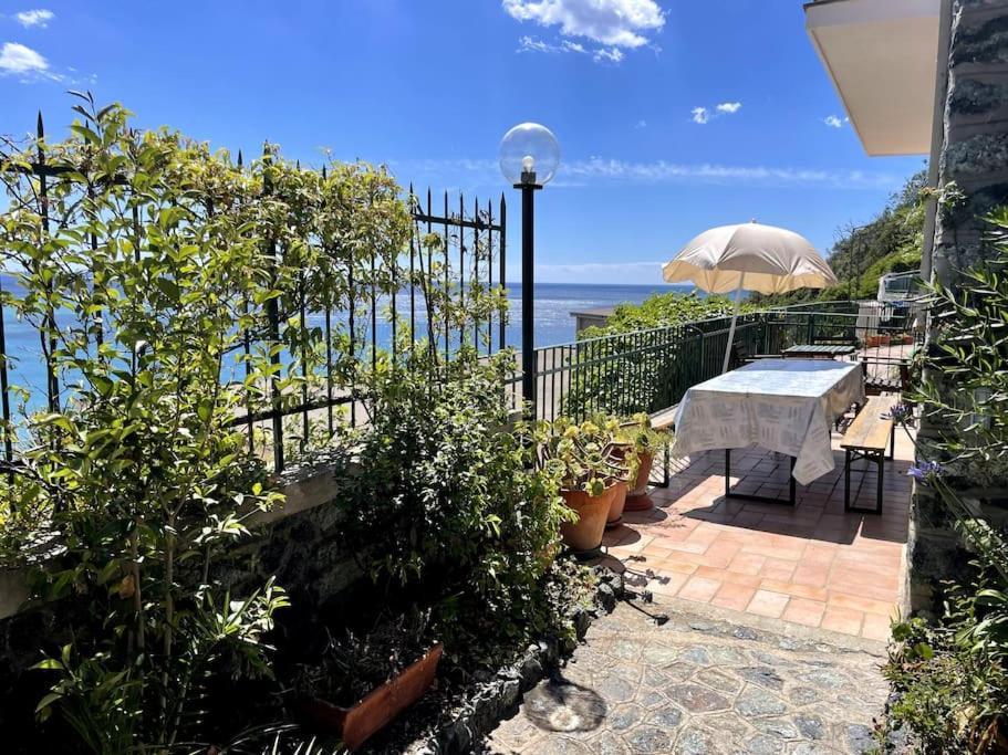 Ocean View Villa With Fast Wi-Fi And Elevator To Town Levanto Exteriör bild